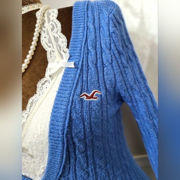 ♡ Y2K ♡ Hollister Blue Cableknit Rabbit Hair V Neck Long Sleeve Sweater - Picture 9 of 10